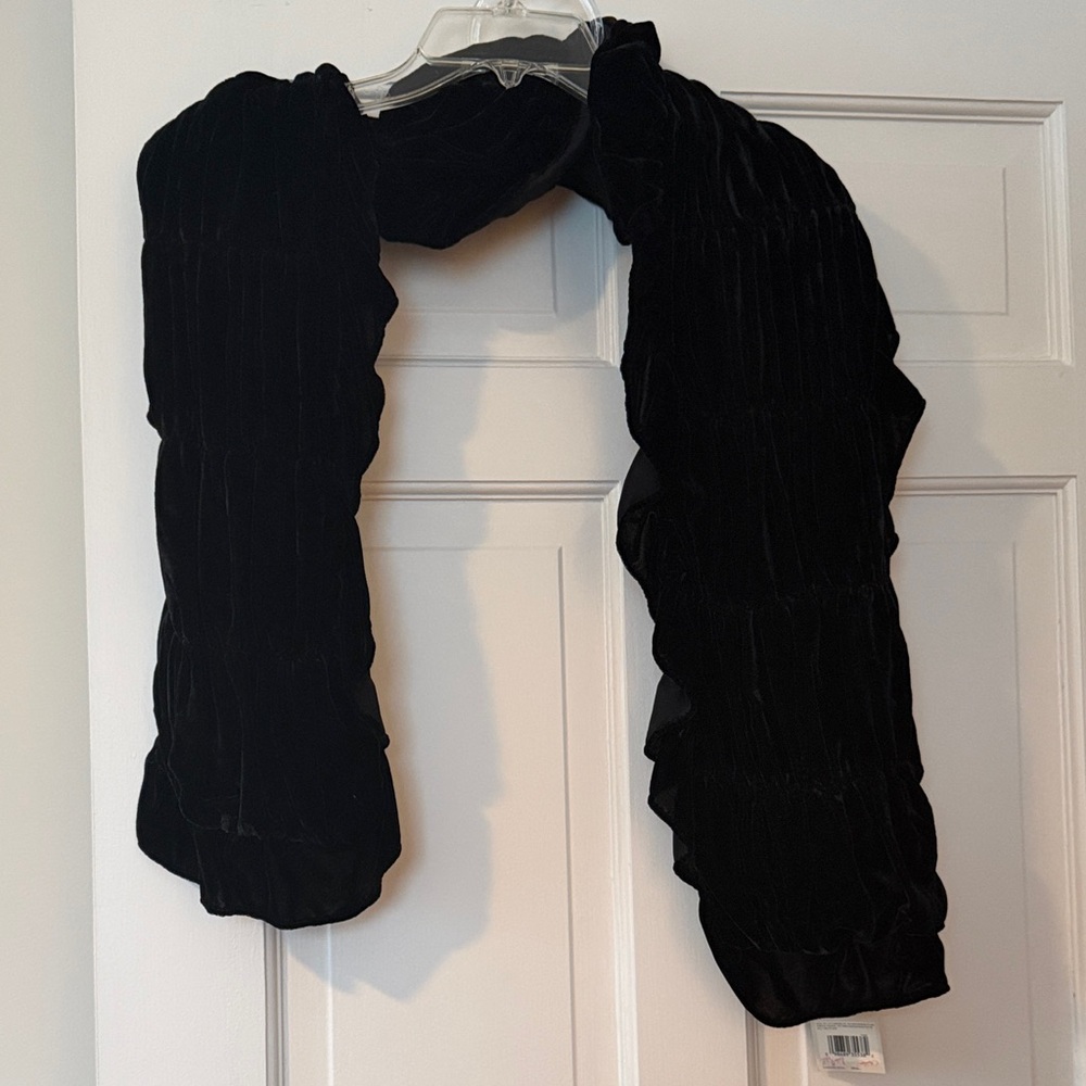 Liz Claiborne Elegant Black Wrap